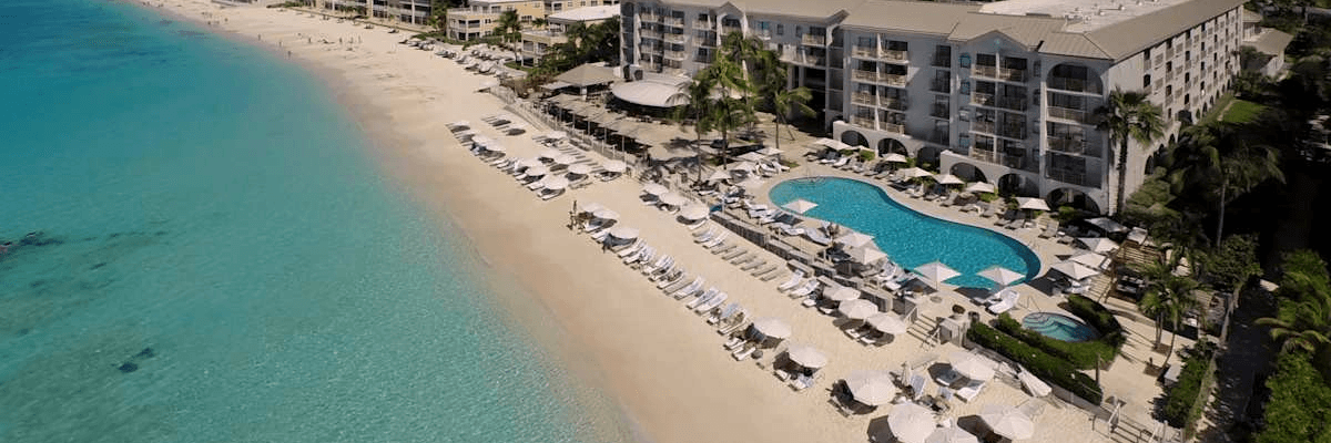 Crédits Vacances WestJet au Grand Cayman Marriott Resort.